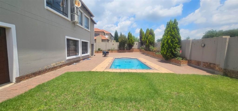 4 Bedroom Property for Sale in Kyalami Glen Estate Gauteng