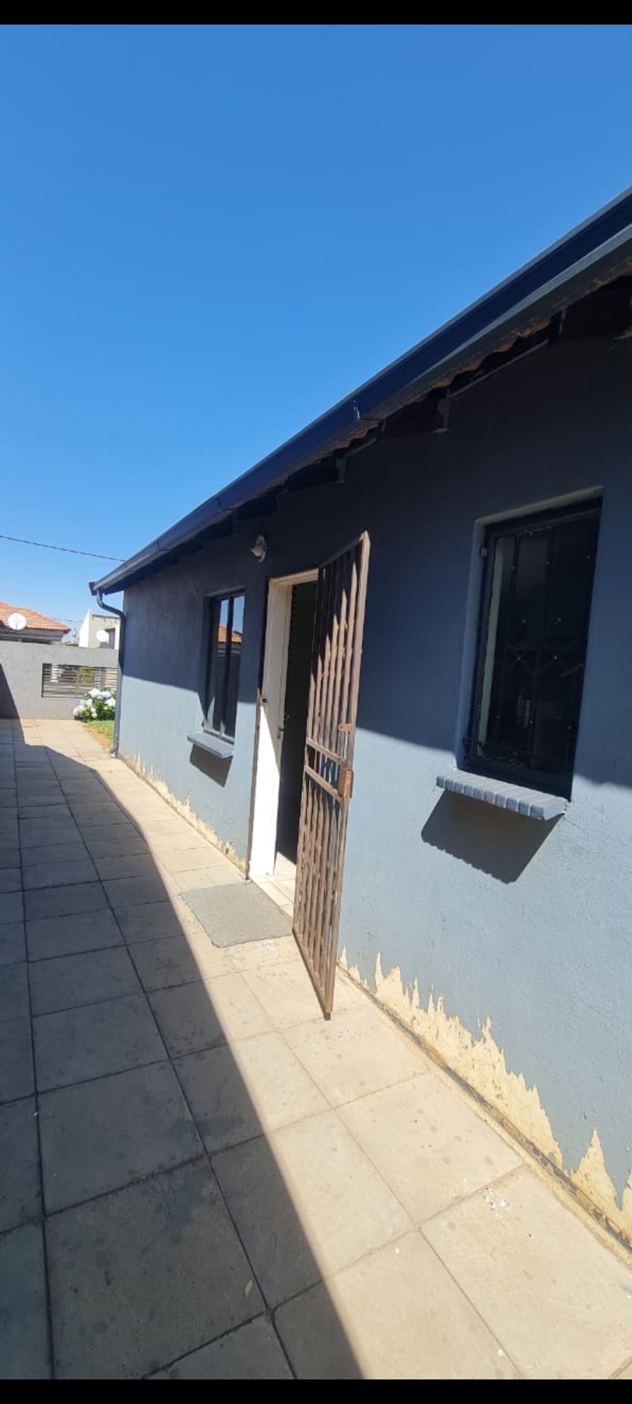 Room for rent in Windmill Park Gauteng. Listed by PropertyCentral