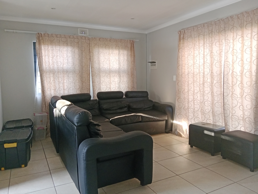 3 Bedroom Property for Sale in Andeon Gauteng