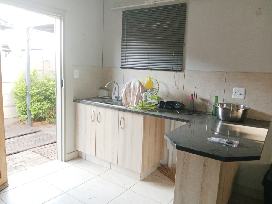 3 Bedroom Property for Sale in Andeon Gauteng