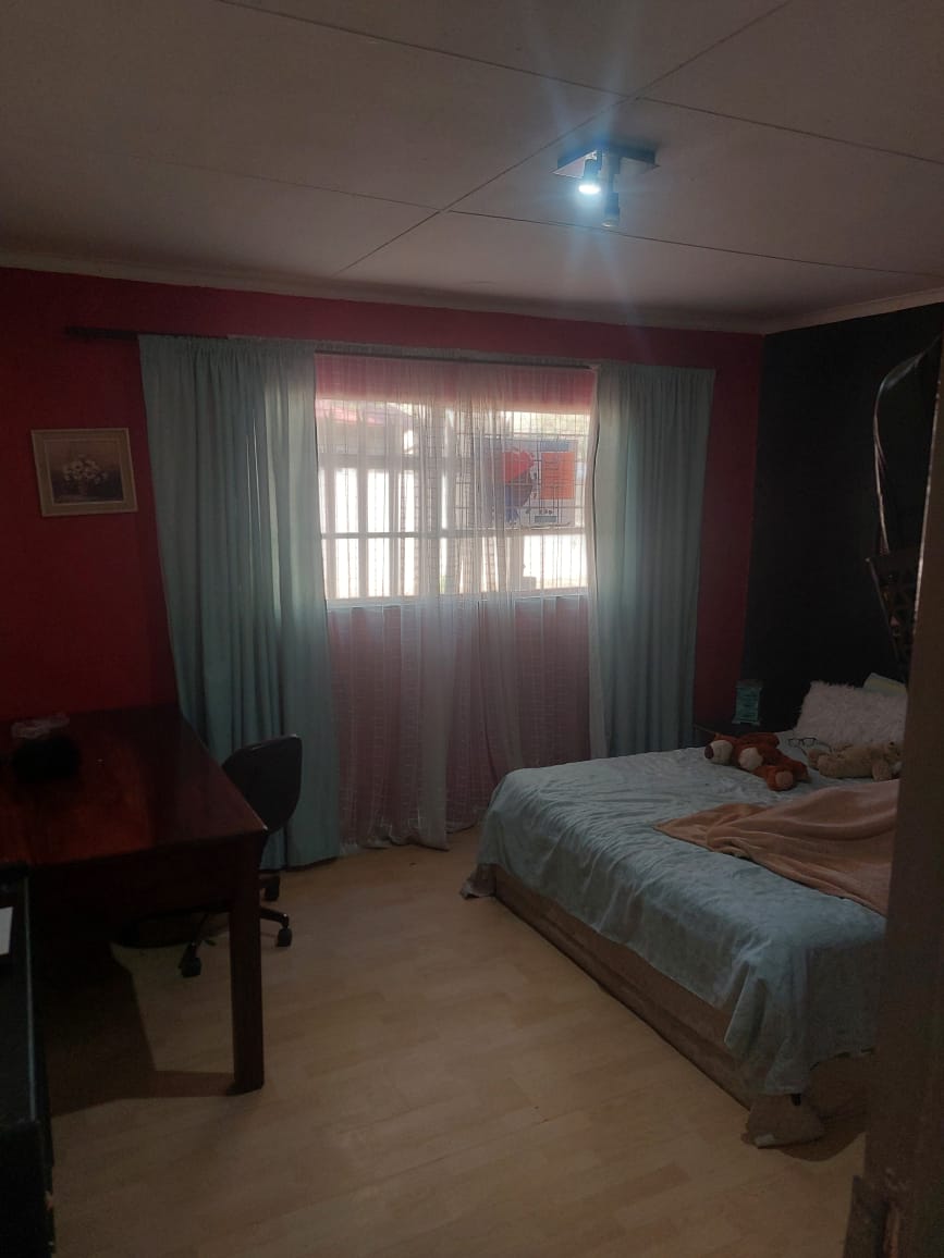 Room for rent in Sasolburg Free State. Listed by PropertyCentral