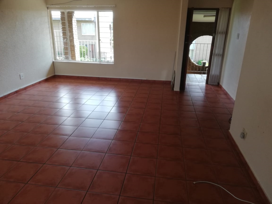 To Let 2 Bedroom Property for Rent in Rant En Dal Gauteng