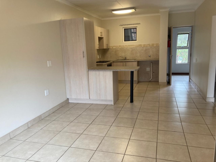 Room for rent in Equestria Gauteng. Listed by PropertyCentral