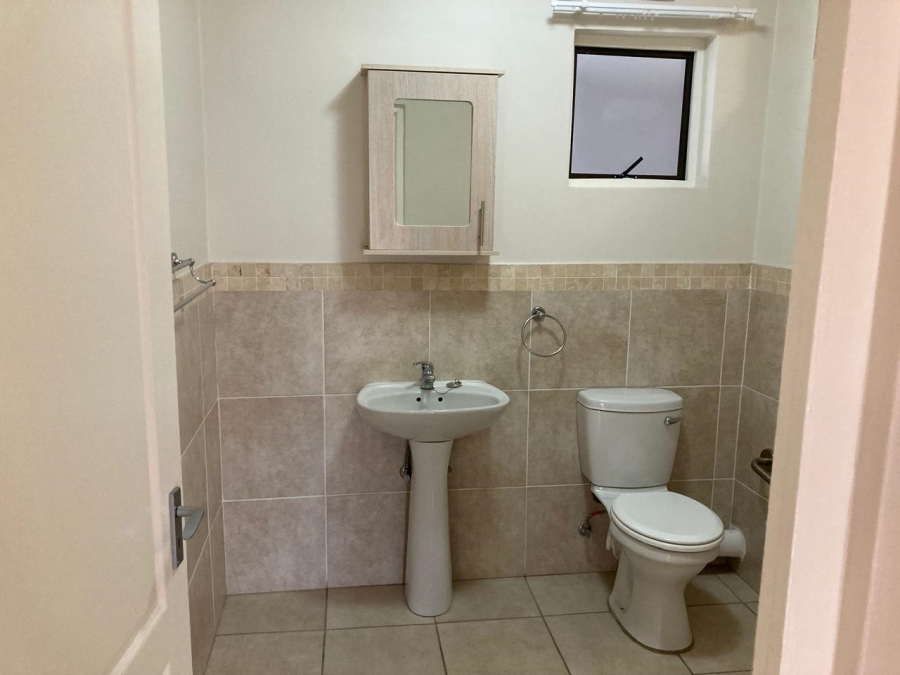 Room for rent in Equestria Gauteng. Listed by PropertyCentral