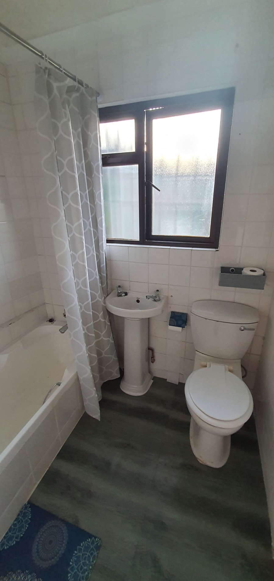 Room for rent in Rosettenville Gauteng. Listed by PropertyCentral