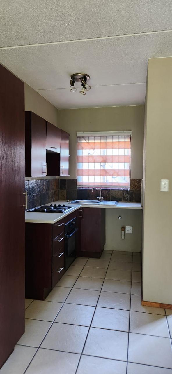 To Let 2 Bedroom Property for Rent in Honeydew Gauteng