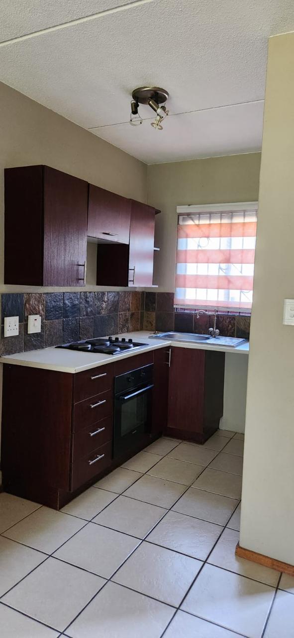 To Let 2 Bedroom Property for Rent in Honeydew Gauteng