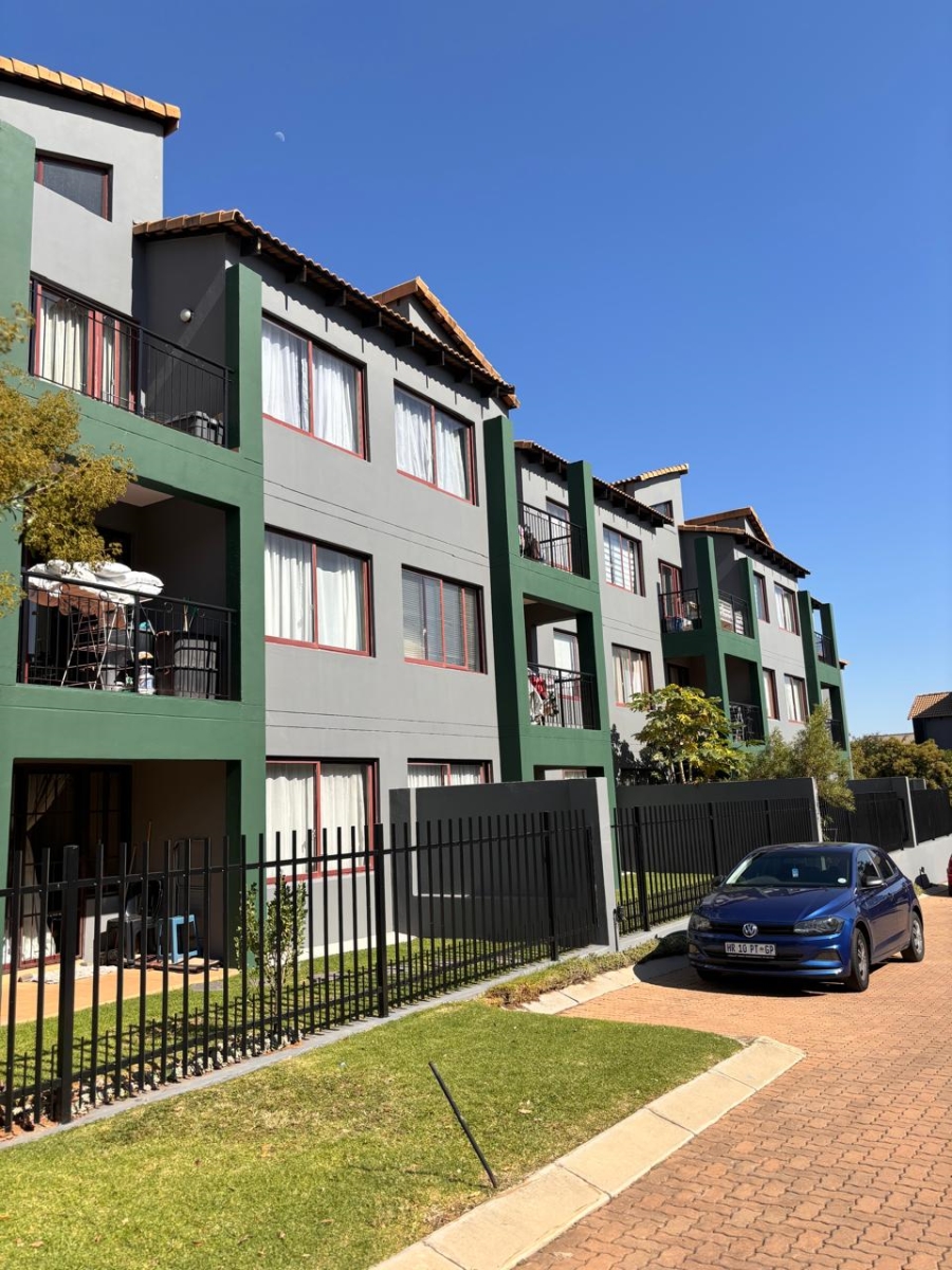 To Let 2 Bedroom Property for Rent in Honeydew Gauteng