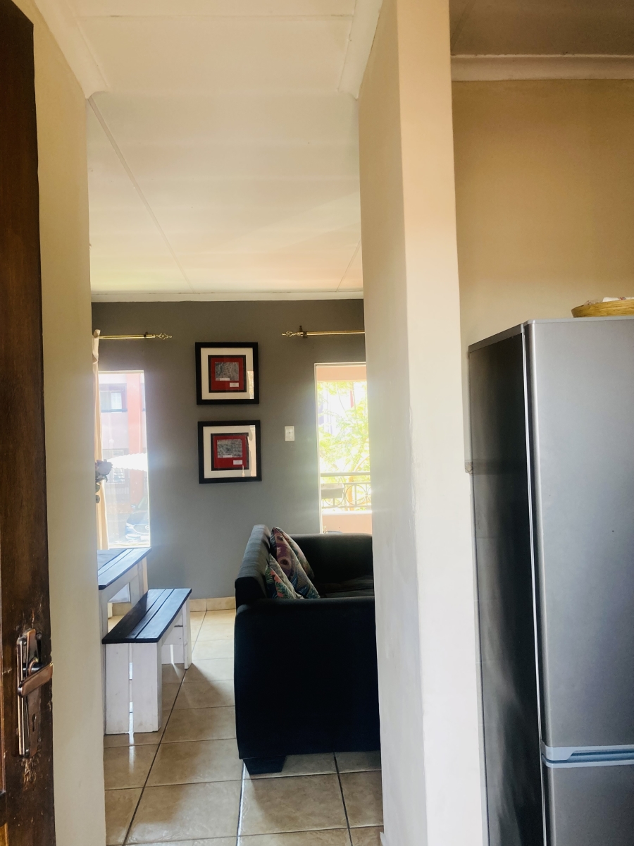 To Let 2 Bedroom Property for Rent in Castleview Gauteng