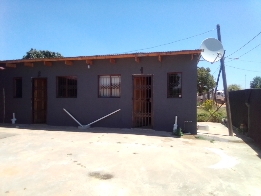 Room for rent in Garankuwa Gauteng. Listed by PropertyCentral