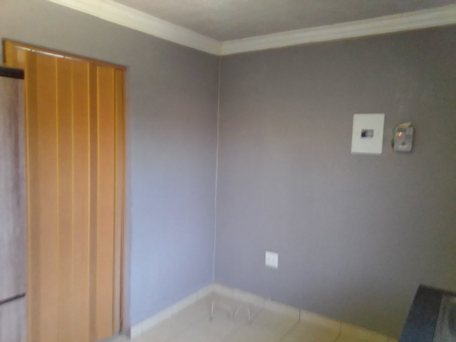 Room for rent in Garankuwa Gauteng. Listed by PropertyCentral