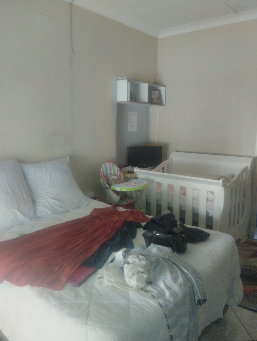 To Let 3 Bedroom Property for Rent in Glen Austin Gauteng