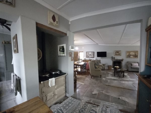 3 Bedroom Property for Sale in Loxton Northern Cape