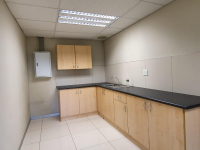 To Let commercial Property for Rent in Nieuw Muckleneuk Gauteng