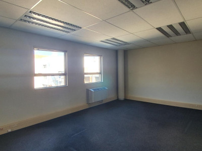 To Let commercial Property for Rent in Nieuw Muckleneuk Gauteng