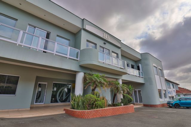 To Let commercial Property for Rent in Amanzimtoti KwaZulu-Natal