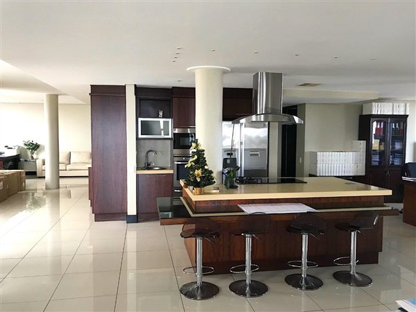 4 Bedroom Property for Sale in Point Waterfront KwaZulu-Natal