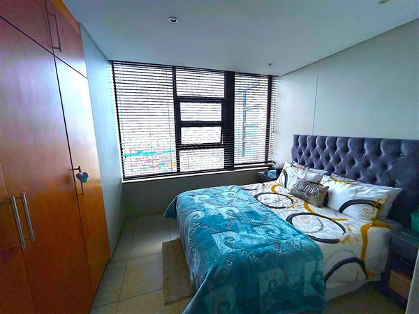 1 Bedroom Property for Sale in Point KwaZulu-Natal