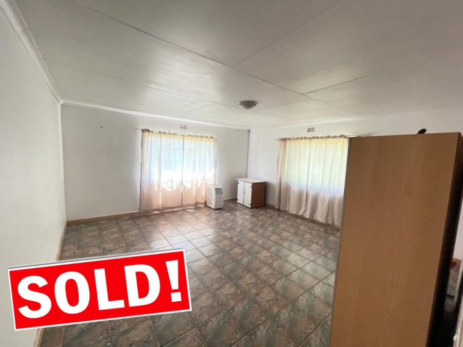 9 Bedroom Property for Sale in Lusthof Gauteng