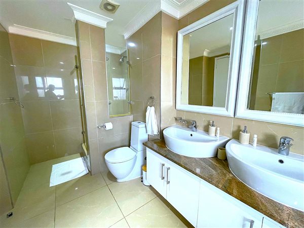 1 Bedroom Property for Sale in Point Waterfront KwaZulu-Natal