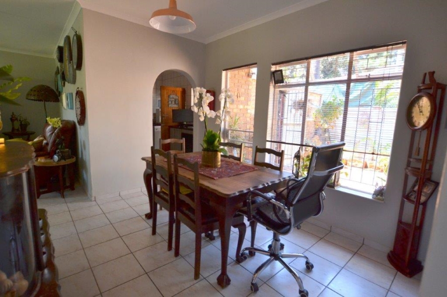 3 Bedroom Property for Sale in Kirkney Gauteng