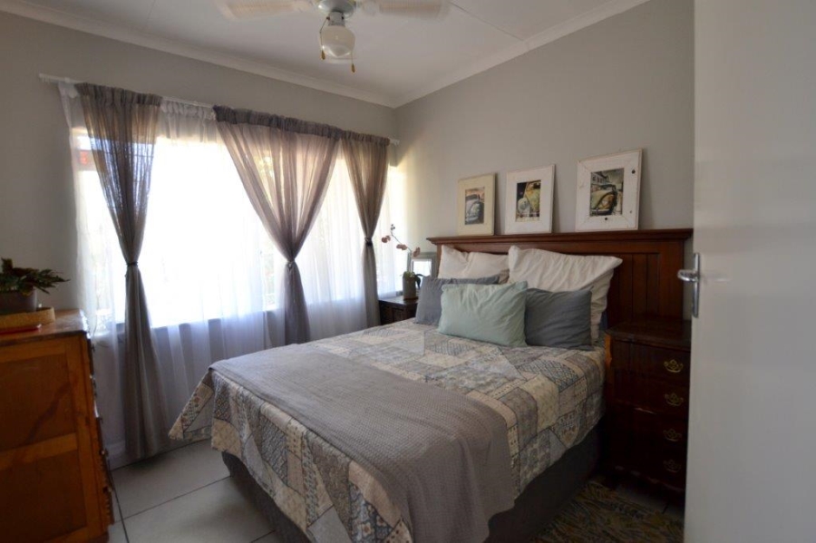 3 Bedroom Property for Sale in Kirkney Gauteng