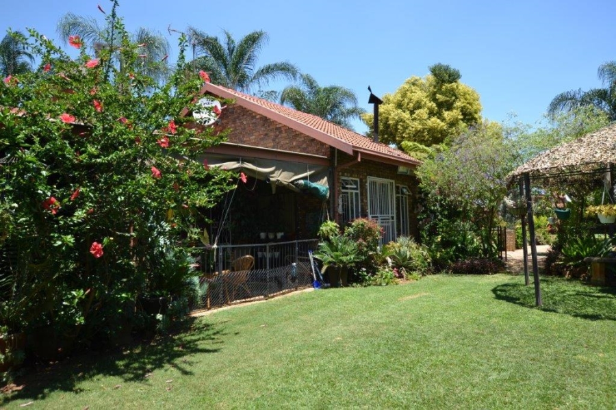 3 Bedroom Property for Sale in Kirkney Gauteng