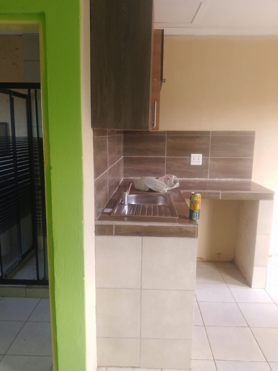 To Let 2 Bedroom Property for Rent in Gem Valley Gauteng