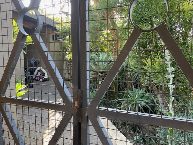  Bedroom Property for Sale in Brummeria Gauteng