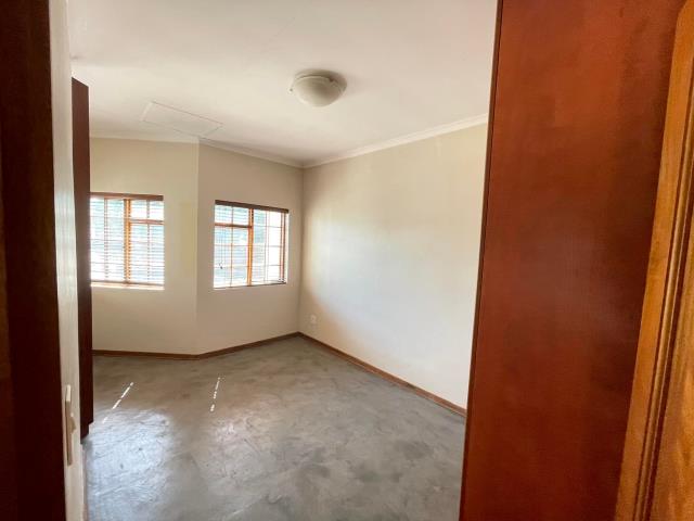 To Let  Bedroom Property for Rent in Brummeria Gauteng