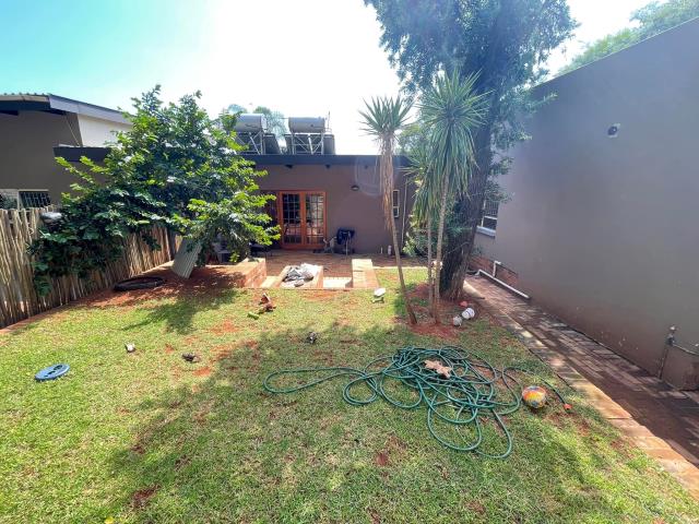 To Let  Bedroom Property for Rent in Brummeria Gauteng