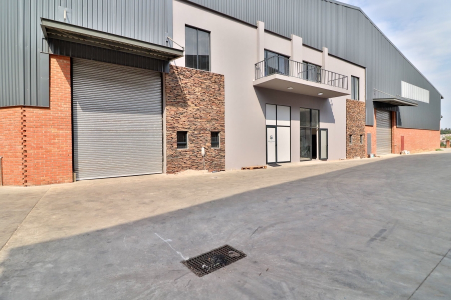 To Let  Bedroom Property for Rent in Cosmo Business Park Gauteng