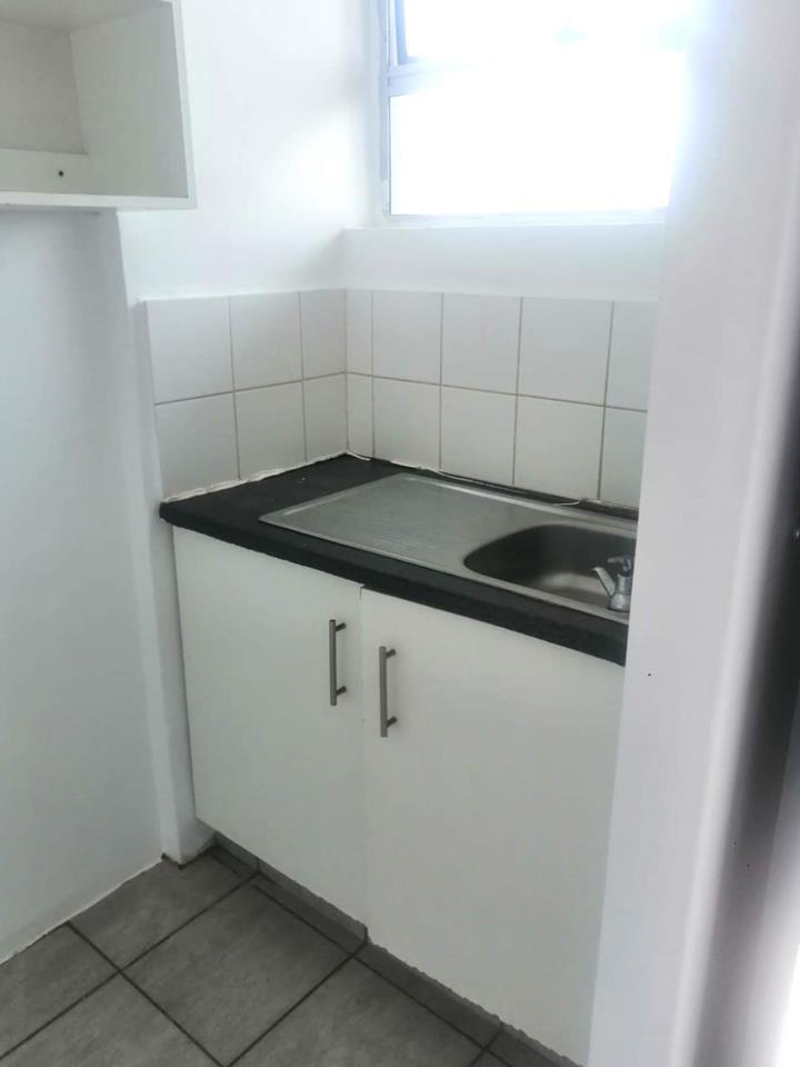 To Let 1 Bedroom Property for Rent in Durban Central KwaZulu-Natal