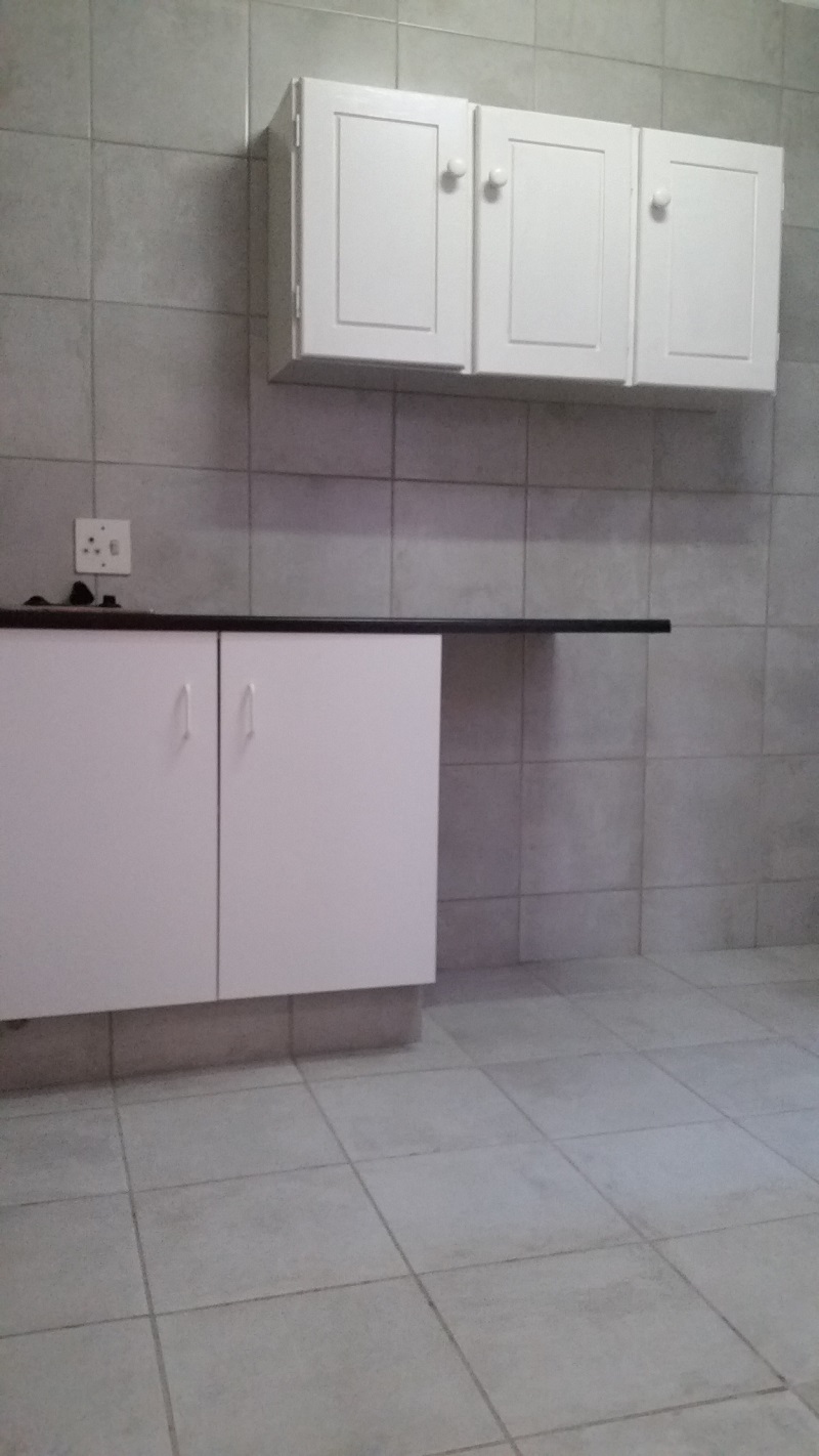 To Let 1 Bedroom Property for Rent in Bromhof Gauteng