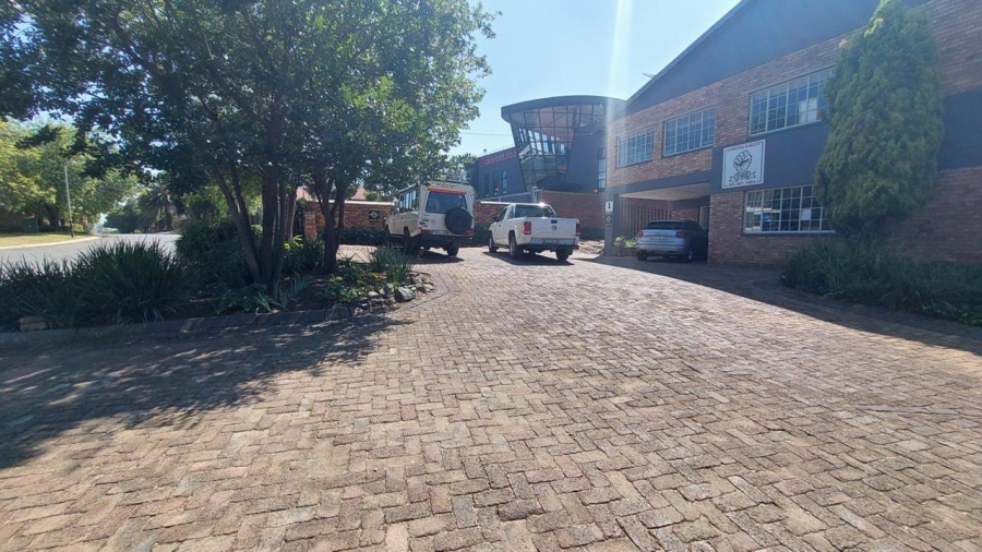 Commercial Property for Sale in St Andrews Gauteng