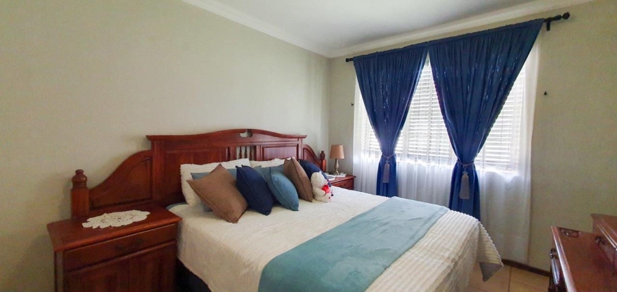 2 Bedroom Property for Sale in Olympus AH Gauteng