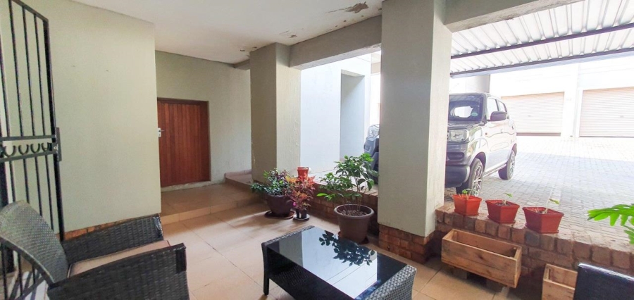 2 Bedroom Property for Sale in Olympus AH Gauteng