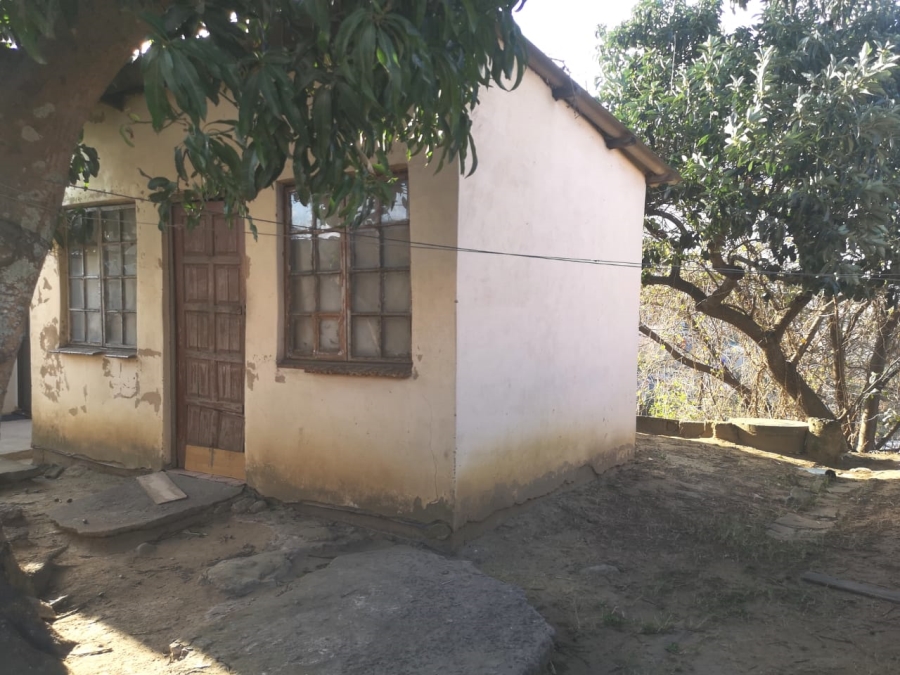 2 Bedroom Property for Sale in Umlazi KwaZulu-Natal