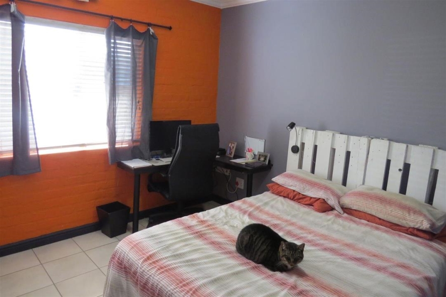 3 Bedroom Property for Sale in Stilbaai Wes Western Cape