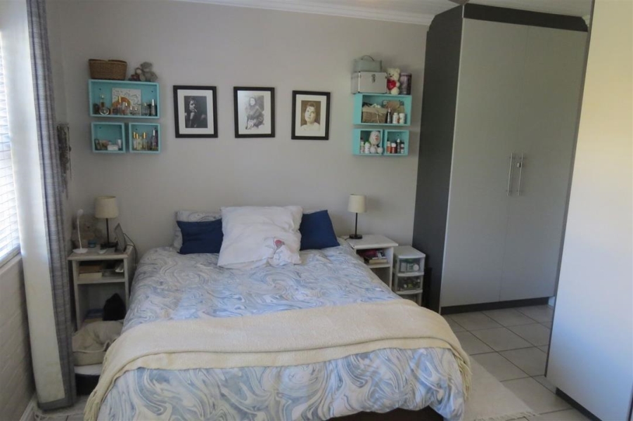 3 Bedroom Property for Sale in Stilbaai Wes Western Cape