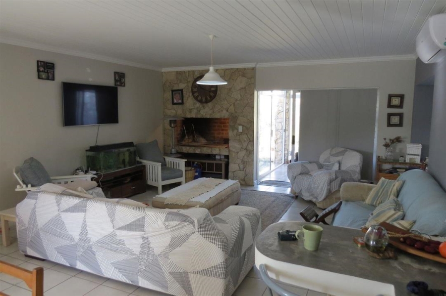 3 Bedroom Property for Sale in Stilbaai Wes Western Cape