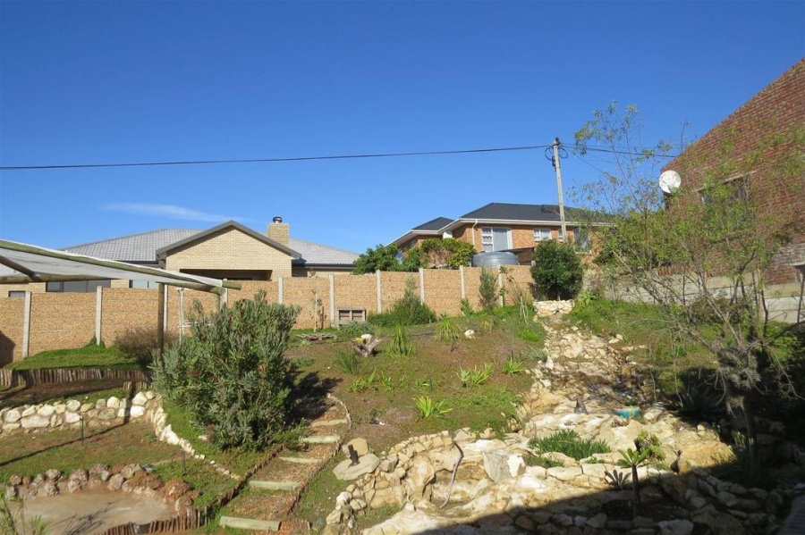 3 Bedroom Property for Sale in Stilbaai Wes Western Cape