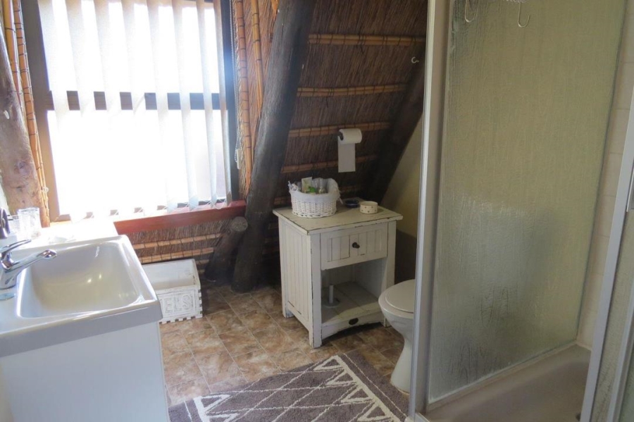 4 Bedroom Property for Sale in Stilbaai Wes Western Cape