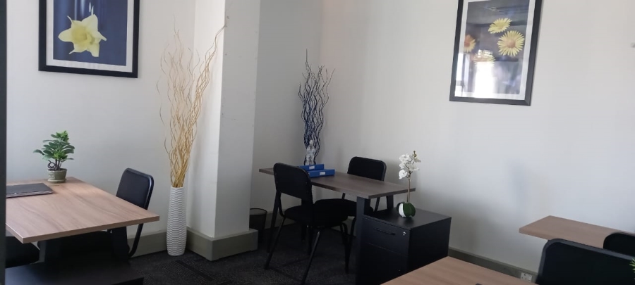 Room for rent in Durban Beach KwaZulu-Natal. Listed by PropertyCentral