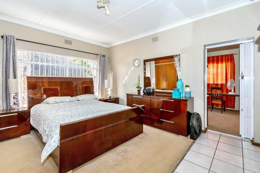 4 Bedroom Property for Sale in Bonaero Park Gauteng