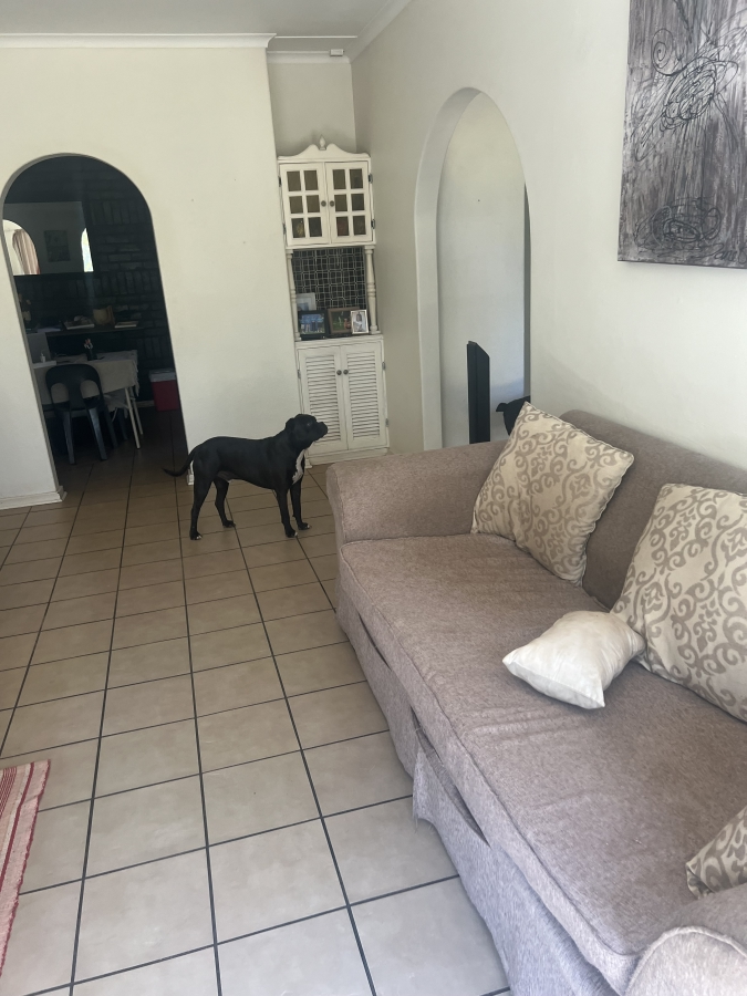 To Let  Bedroom Property for Rent in Helderkruin Gauteng