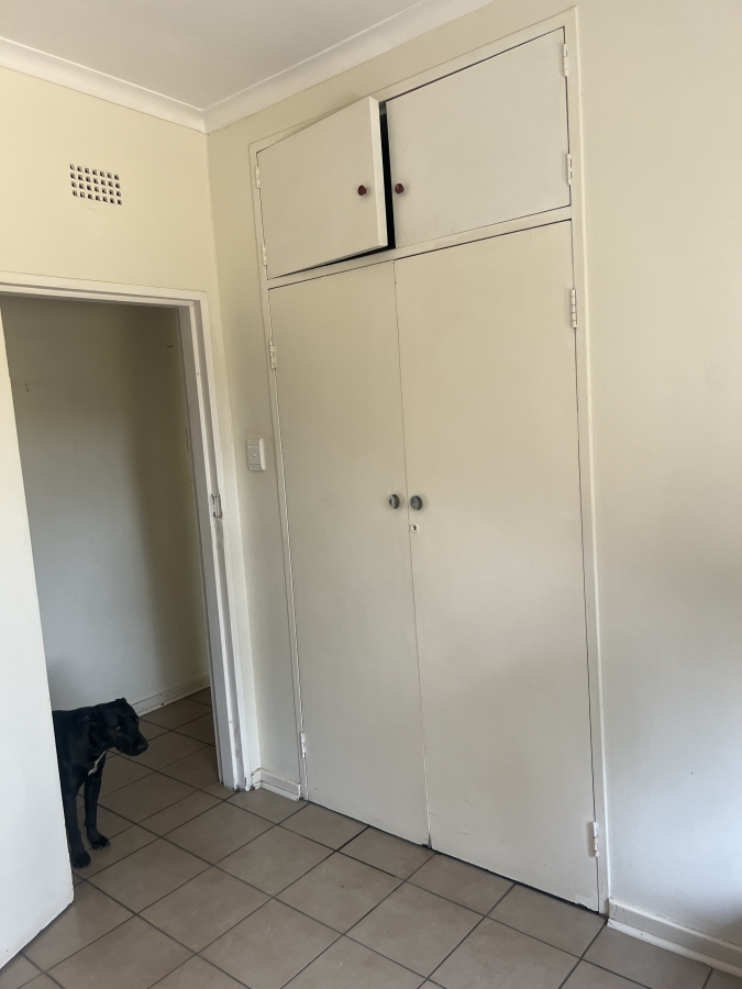 To Let  Bedroom Property for Rent in Helderkruin Gauteng