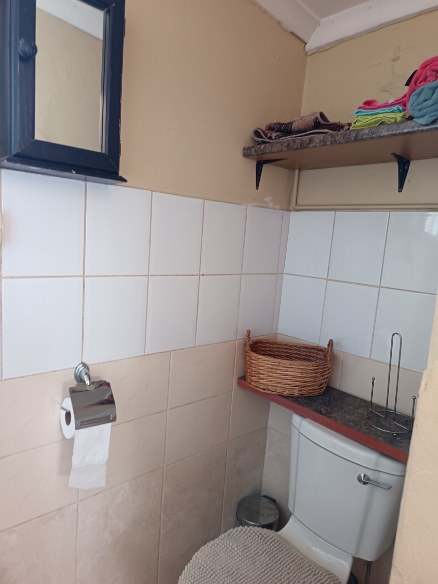 To Let 1 Bedroom Property for Rent in Valhalla Gauteng