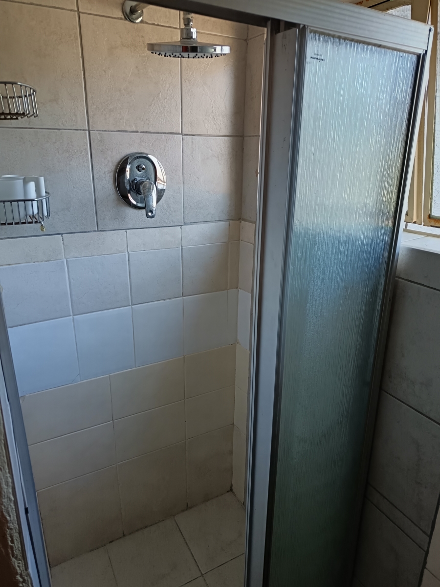 To Let 1 Bedroom Property for Rent in Valhalla Gauteng