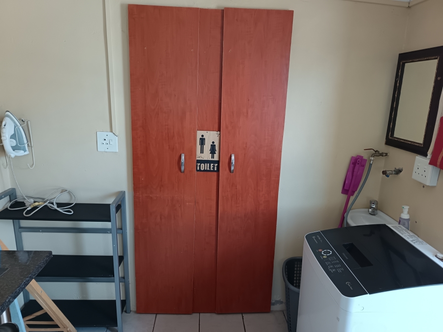 To Let 1 Bedroom Property for Rent in Valhalla Gauteng